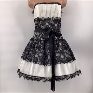 Jessica McClintock Black Lace Prom Party Dress Y2K